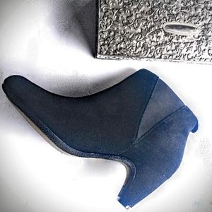 Sam Edelman black suede booties